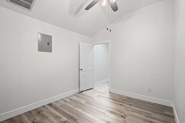 158 Oak River DR, Cedar Creek, TX 78612