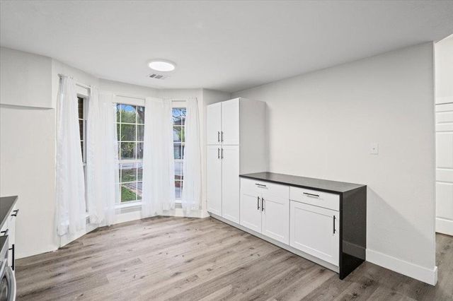 158 Oak River DR, Cedar Creek, TX 78612