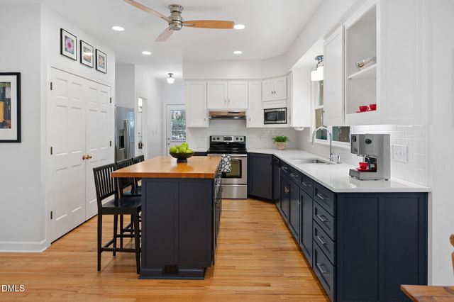 100 Basswood Court, Chapel Hill, NC 27514