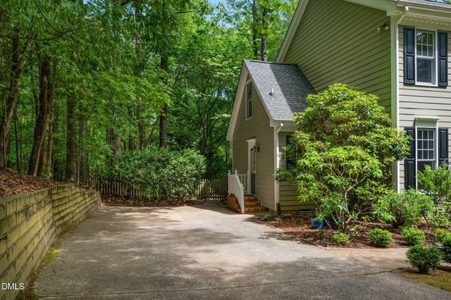 100 Basswood Court, Chapel Hill, NC 27514