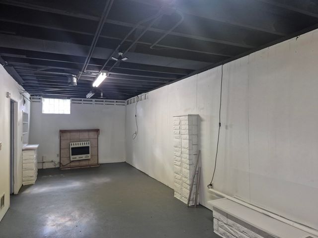 3809 W 11th Avenue, Gary, IN 46404