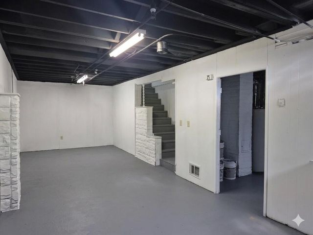 3809 W 11th Avenue, Gary, IN 46404
