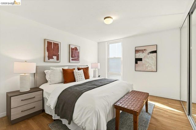 250 Whitmore St 304, Oakland, CA 94611