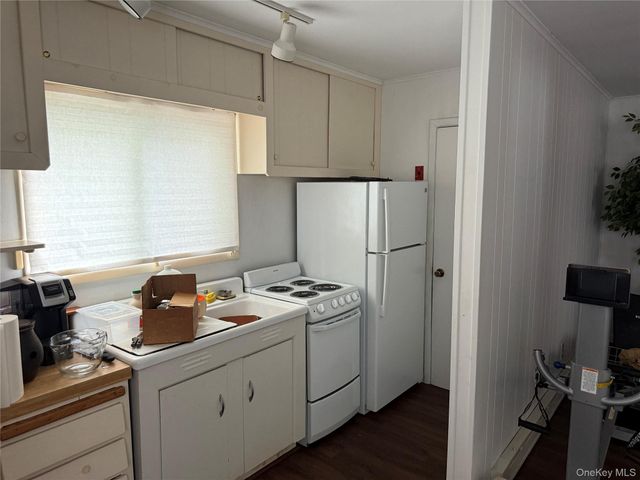 89 Manor Drive, Shirley, NY 11967