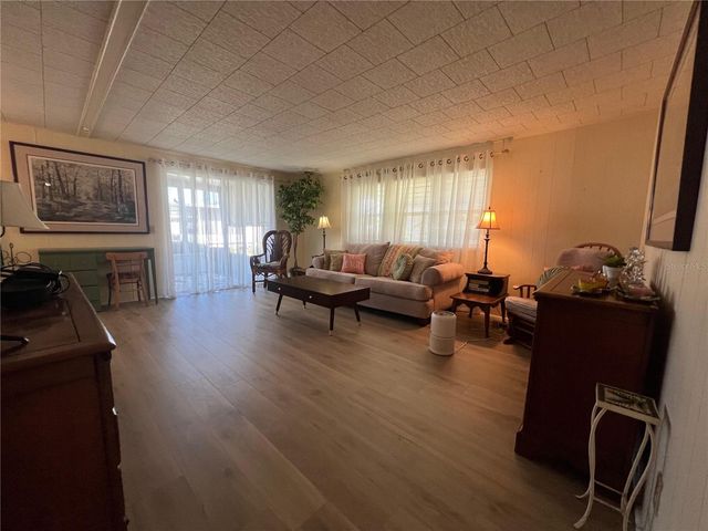 1500 COUNTY ROAD 1 95, Dunedin, FL 34698