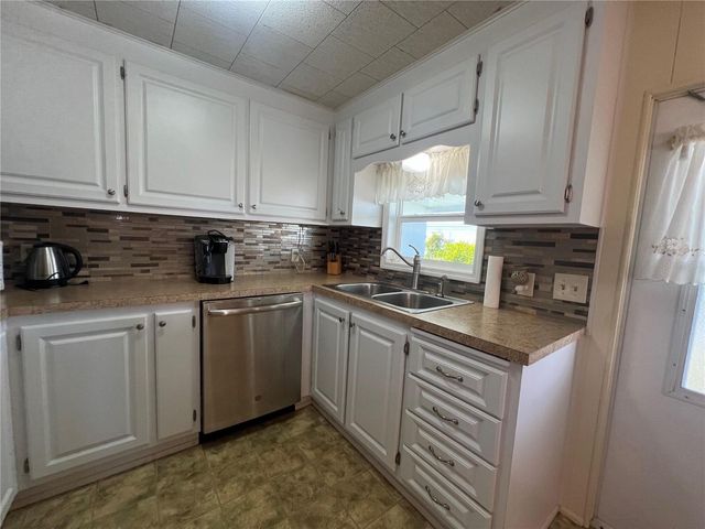 1500 COUNTY ROAD 1 95, Dunedin, FL 34698