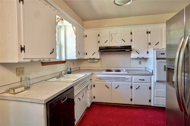 4322 Sunnylane Place, Del City, OK 73115