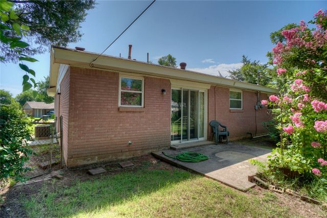 4322 Sunnylane Place, Del City, OK 73115