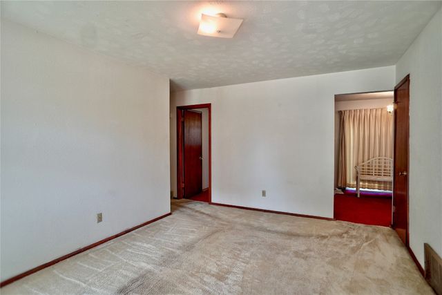 4322 Sunnylane Place, Del City, OK 73115