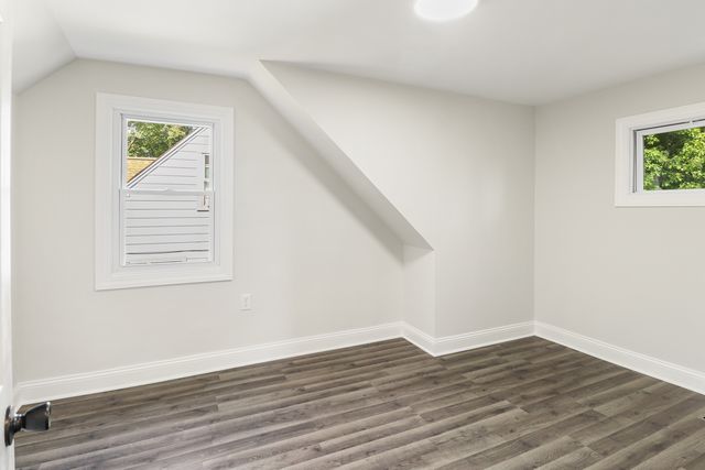 1511 Pine Grove Avenue, Round Lake Beach, IL 60073