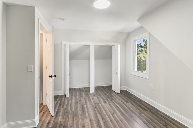 1511 Pine Grove Avenue, Round Lake Beach, IL 60073