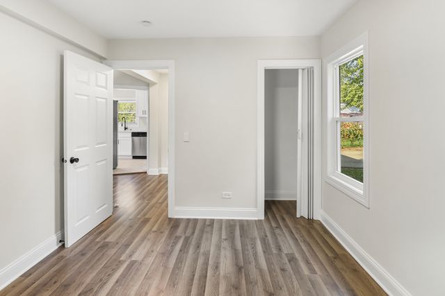 1511 Pine Grove Avenue, Round Lake Beach, IL 60073