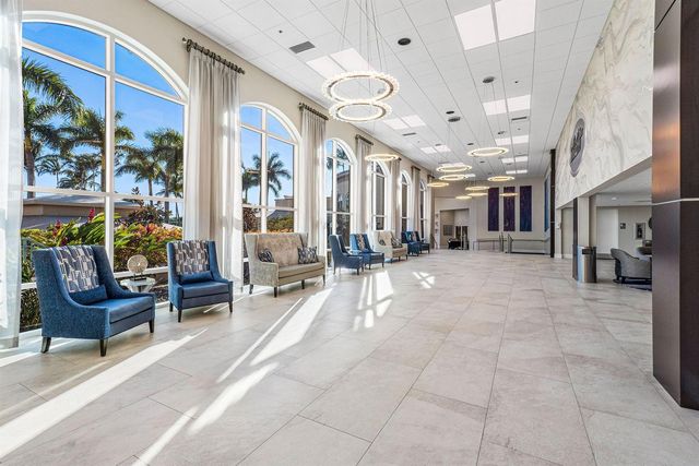 12560 Majesty Circle 401, Boynton Beach, FL 33437