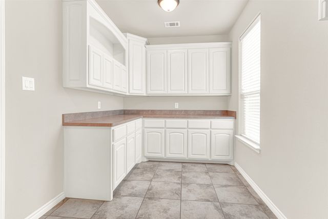 6013 Warmouth Drive, Fort Worth, TX 76179