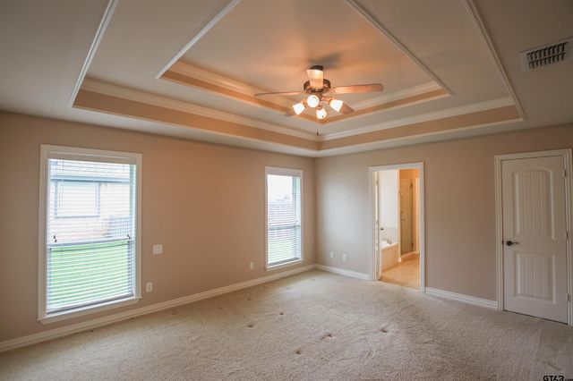 2073 Yasmeen Cir, Flint, TX 75762