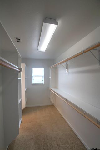 2073 Yasmeen Cir, Flint, TX 75762