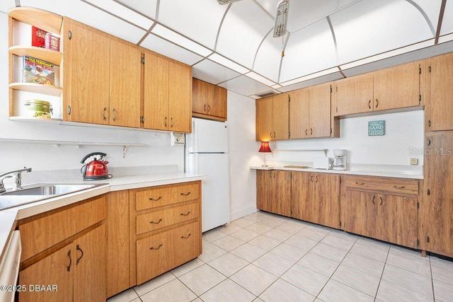 918 N WILD OLIVE AVENUE, Daytona Beach, FL 32118