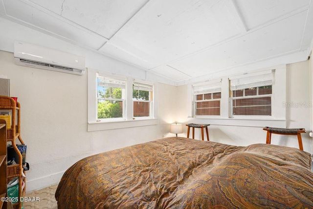 918 N WILD OLIVE AVENUE, Daytona Beach, FL 32118