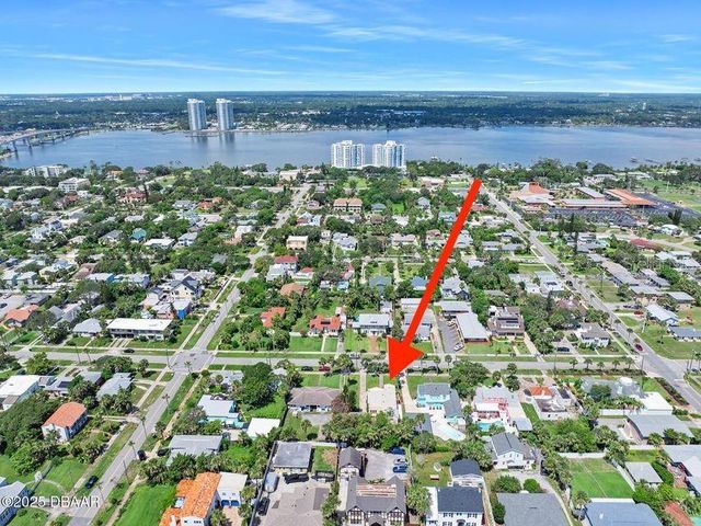 918 N WILD OLIVE AVENUE, Daytona Beach, FL 32118