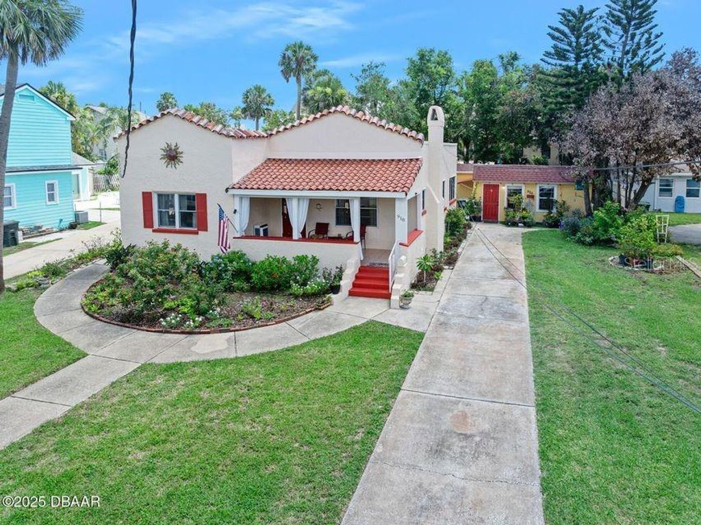 918 N WILD OLIVE AVENUE, Daytona Beach, FL 32118