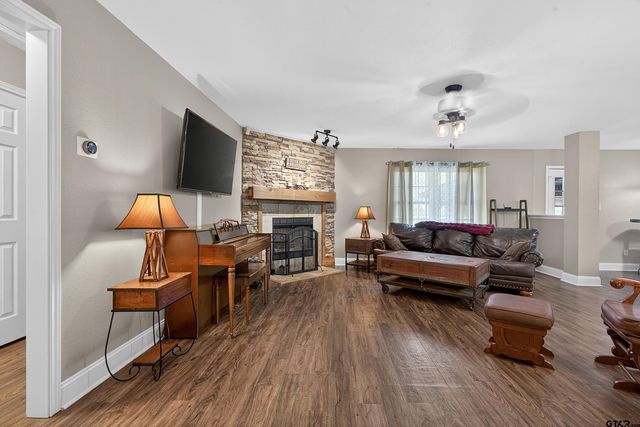 5883 N I-20 Service Rd. E., Marshall, TX 75672