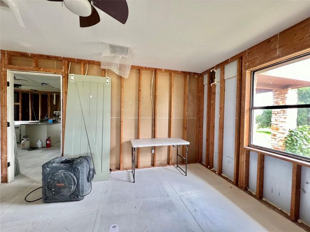 1286 County Road 446, Rockdale, TX 76567