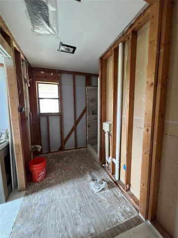 1286 County Road 446, Rockdale, TX 76567