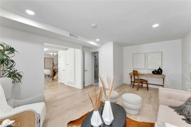 22706 Wood Lake Lane, Lake Forest, CA 92630