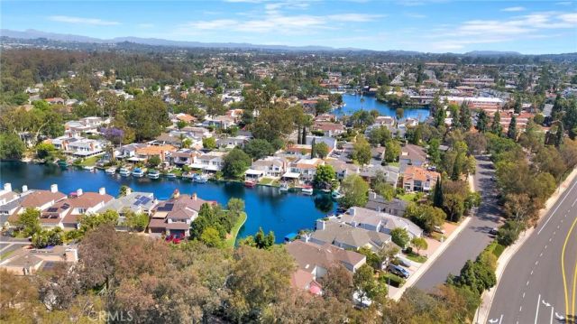 22706 Wood Lake Lane, Lake Forest, CA 92630