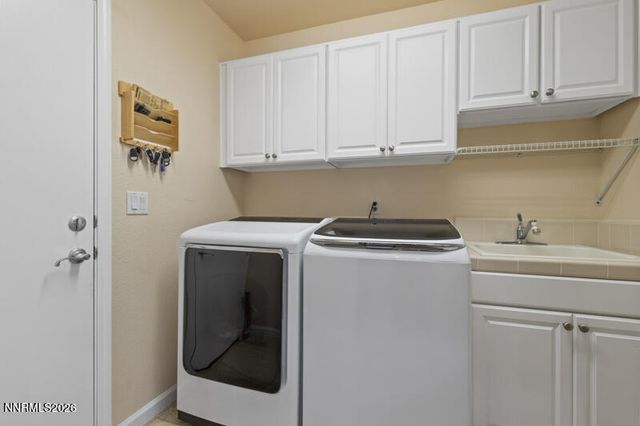 1698 Silverthread Drive, Reno, NV 89521