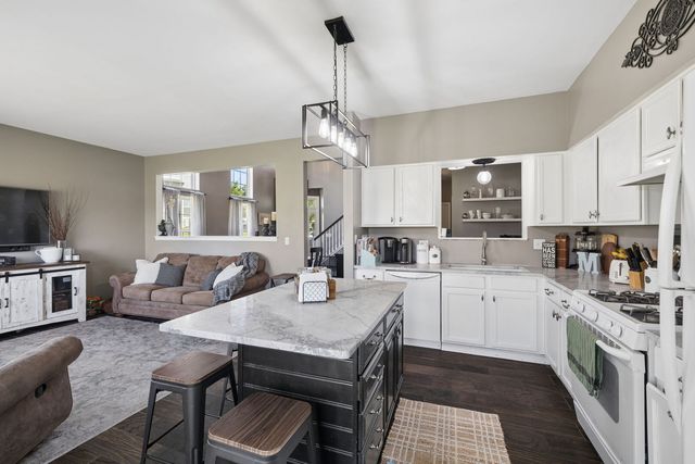 16516 S Windsor Lane, Lockport, IL 60441