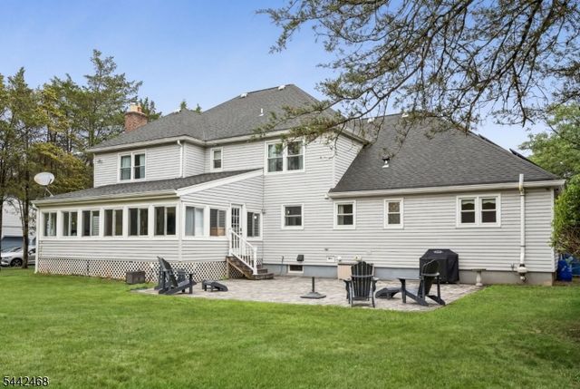 16 Wythe Ct, Montgomery Twp., NJ 08502