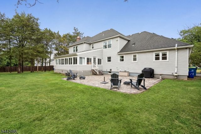 16 Wythe Ct, Montgomery Twp., NJ 08502