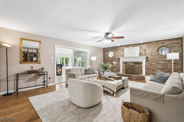 16 Wythe Ct, Montgomery Twp., NJ 08502