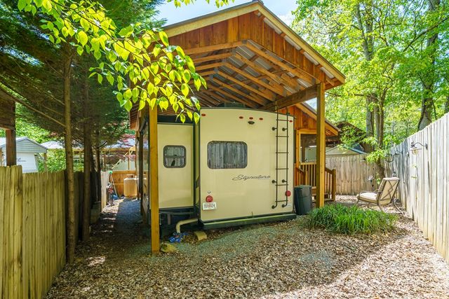 38 First Street, Ellijay, GA 30540