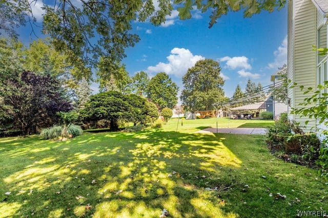 62 Covent Garden Lane, Amherst, NY 14221
