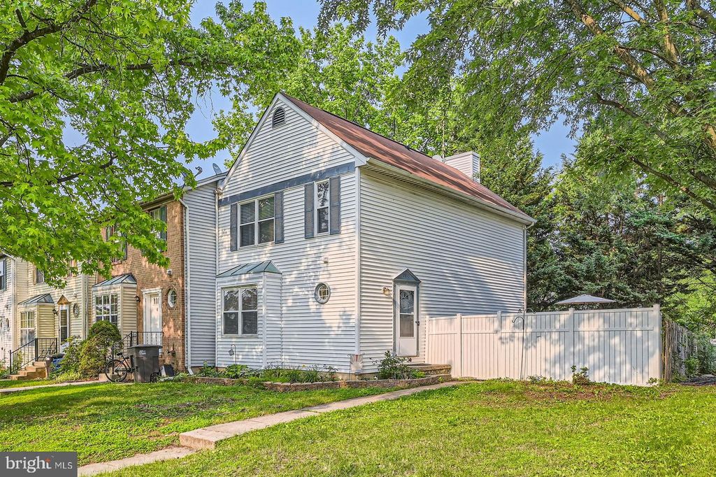 1895 NORHURST WAY, Catonsville, MD 21228