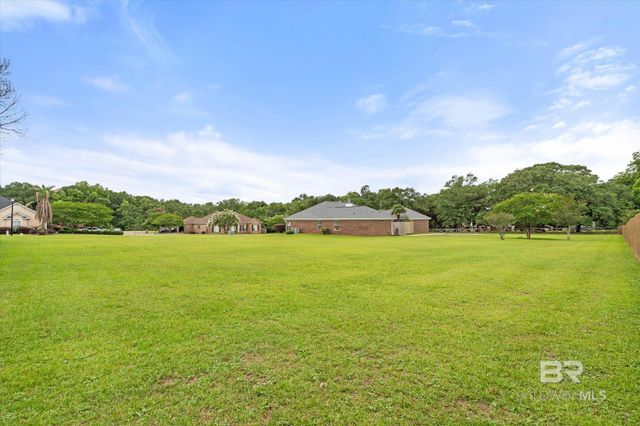 8296 Amanda Lane, Irvington, AL 36544