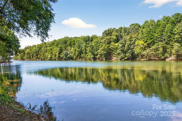 530 Amalfi Drive, Davidson, NC 28036