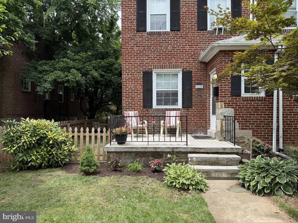 4620 HARCOURT RD, Baltimore, MD 21214