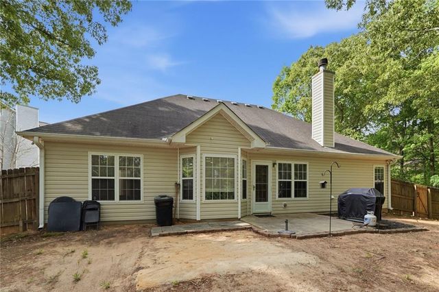 3552 Woodruff Ridge Lane, Loganville, GA 30052