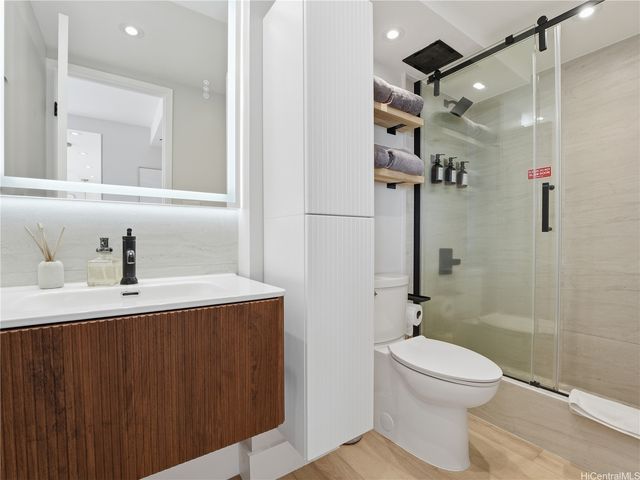 2427 Kuhio Avenue 3101, Honolulu, HI 96815