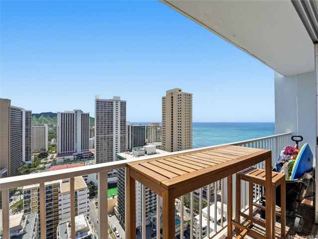 2427 Kuhio Avenue 3101, Honolulu, HI 96815