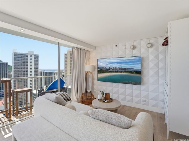 2427 Kuhio Avenue 3101, Honolulu, HI 96815