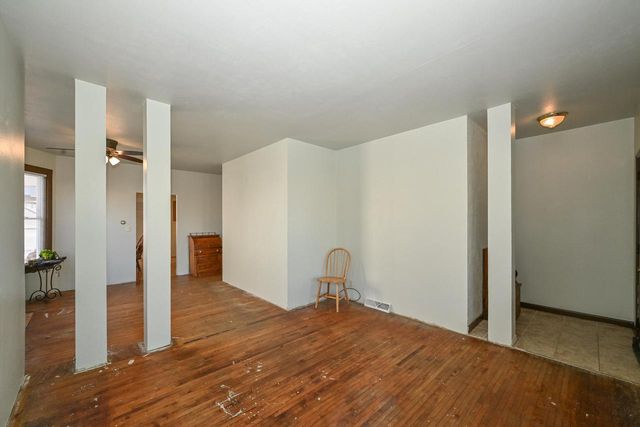 1311 Madison AVENUE, South Milwaukee, WI 53172