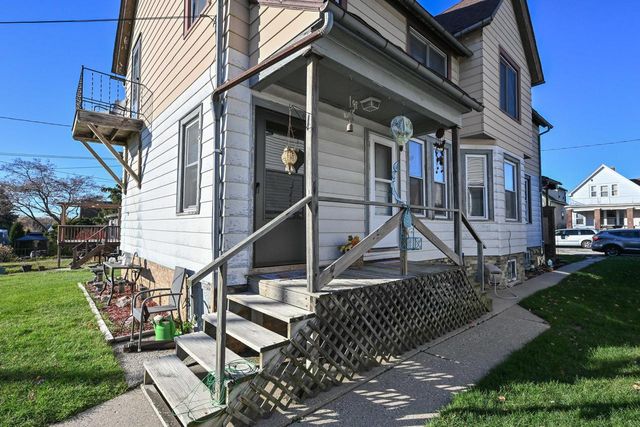 1311 Madison AVENUE, South Milwaukee, WI 53172