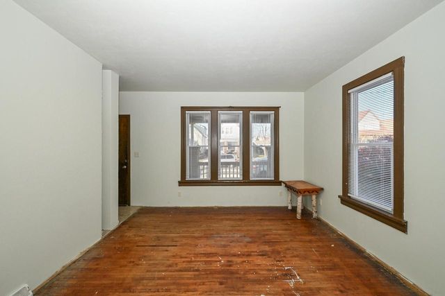 1311 Madison AVENUE, South Milwaukee, WI 53172