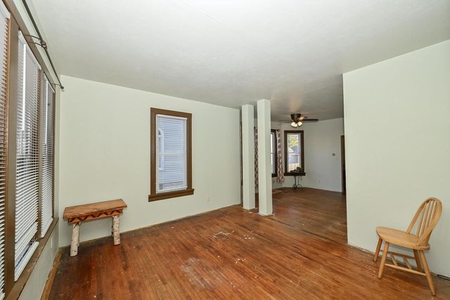 1311 Madison AVENUE, South Milwaukee, WI 53172