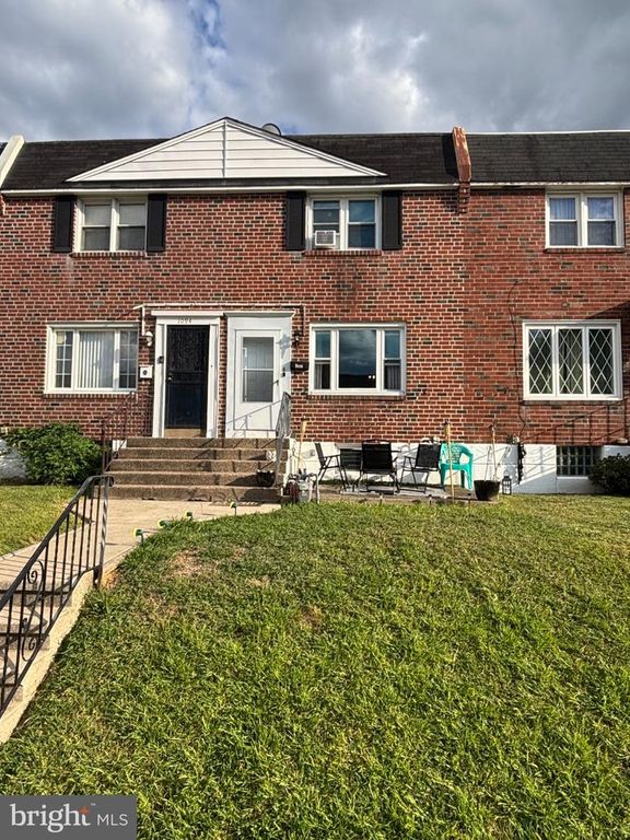1096 N ACADEMY AVE, GLENOLDEN, PA 19036 — exterior