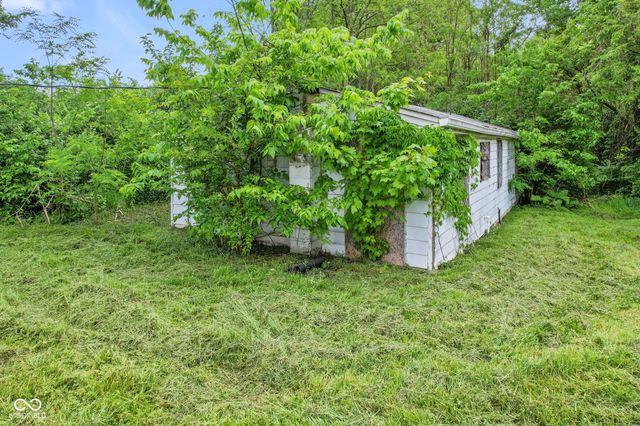 8821 Ogden Dunes Drive, Camby, IN 46113